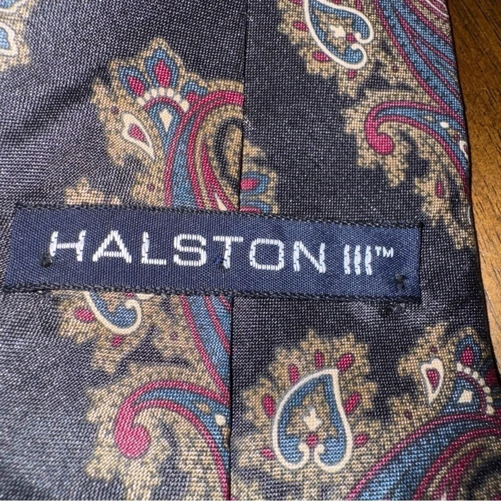 Vintage lot of 2  Halston III Men’s Neck Ties Made in USA 100% Italian Silk